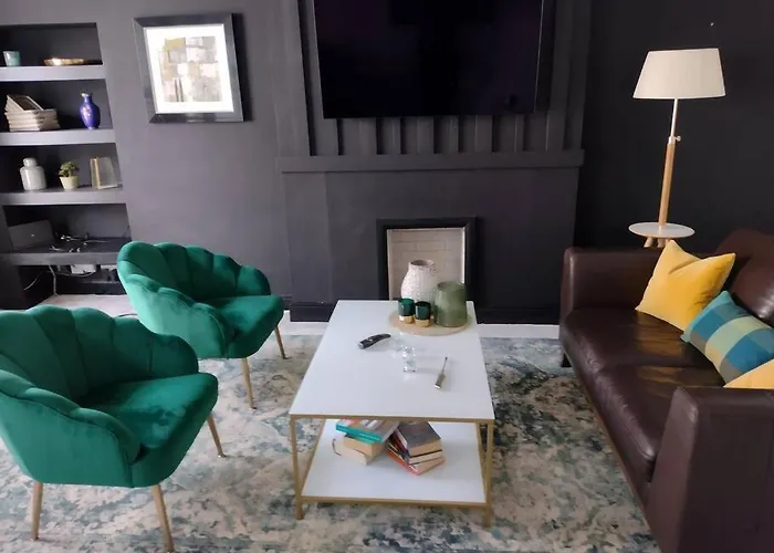 White Birds Townhouse In Town Center * Sligo